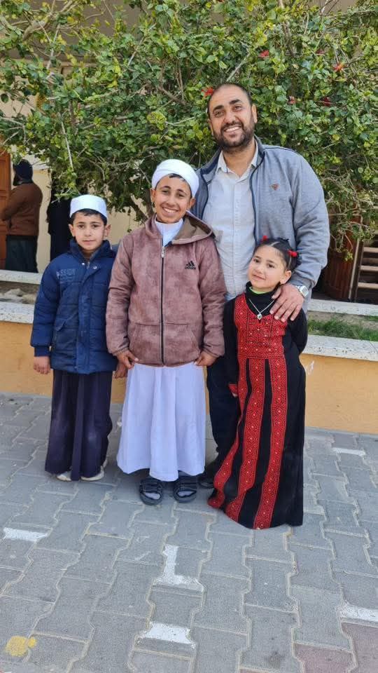 محمد زكي البيوك واطفاله